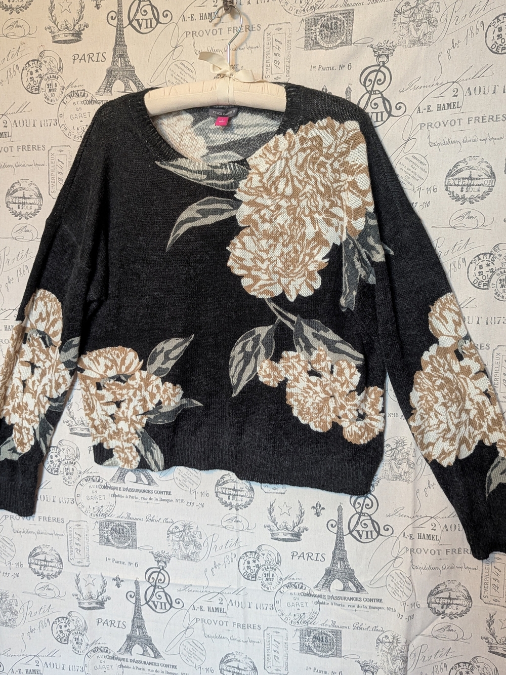 Vince Camuto Black Crewneck Sweater with Tan Floral Design Size Large